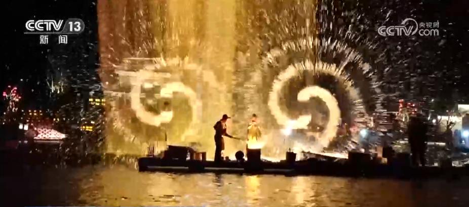 多彩非遗活动“解锁”热闹中国年 各地年货市场开启“热购模式”(图2)